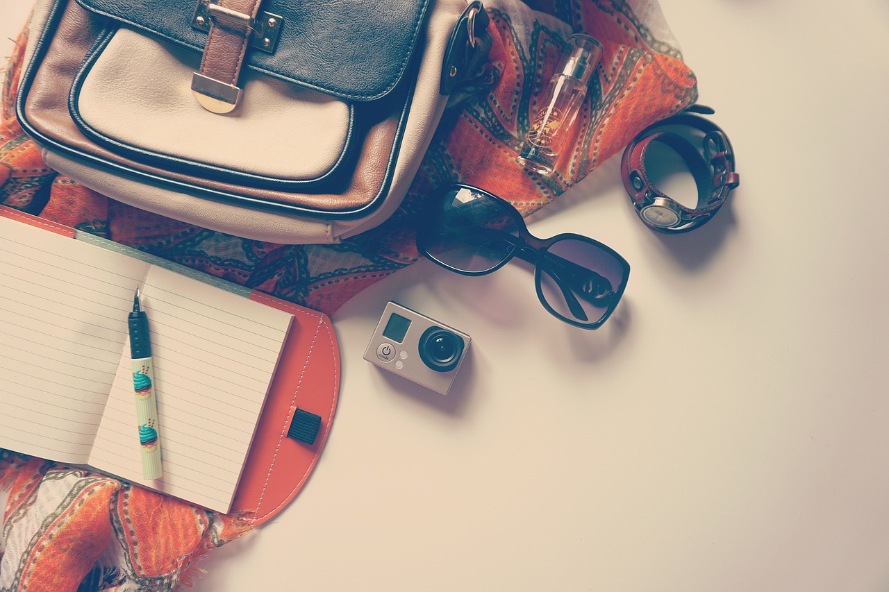 Language and Etiquette Tips for Travelers Heading to Spain